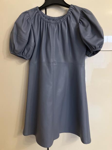 Koženkové šaty, zara,122