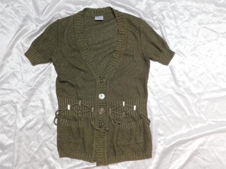 Pekny pleteny sveter, 38