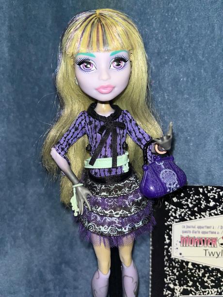 Monster high twyla boogeyman,