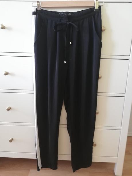 Nohavice s bielymi pásmi, amisu,38