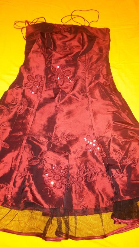 Spoločenské šaty, s