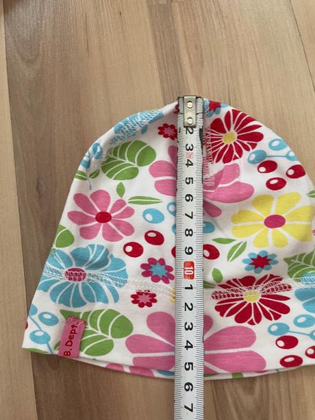 Pekna ciapka, h&m,68