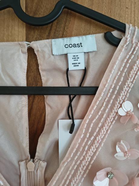 Spoločenské šaty, 38