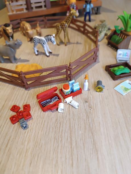 Playmobil wild life 70766 záchranná stanica, 
