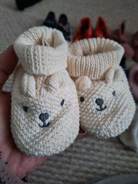 Balík capaciek od 19-21, <17