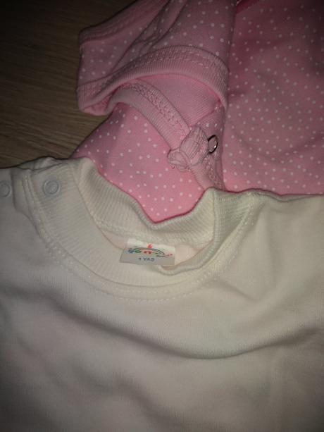 Dievčenský komplet, 74