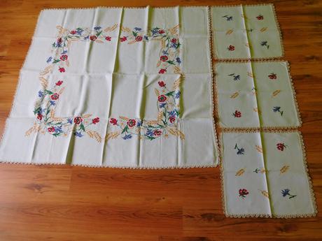 Ručne vyšívaný set obrusov-122x135cm, , 