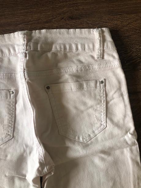 Bielo/ružové/béžové rifle, 34