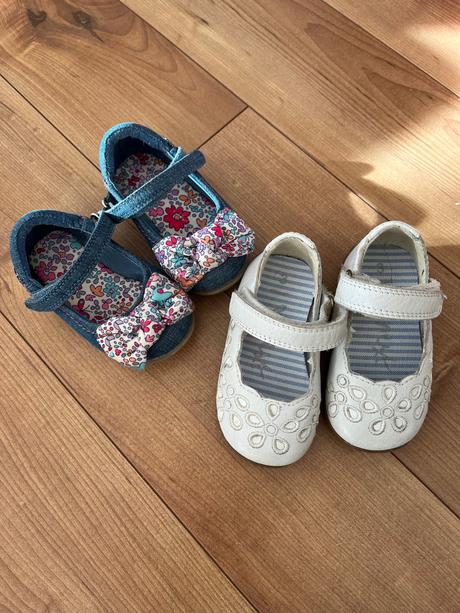 Sandálky, next,19