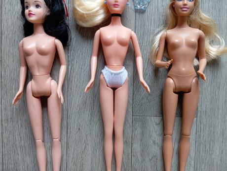 Barbie, snehulienka a popoluška,