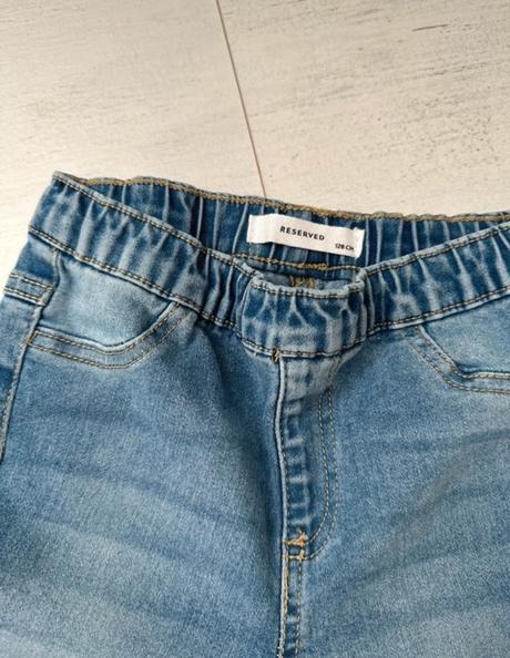 Legíny reserved, reserved,128