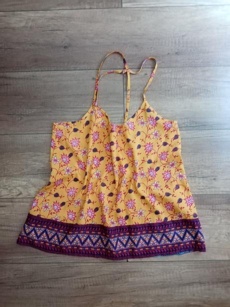 Dámske topy nové, m