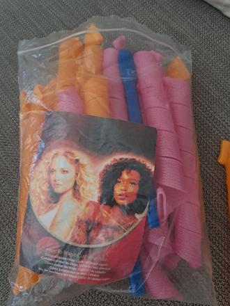 Natacky curlformers,