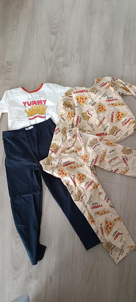 Pyžamá, sinsay,122