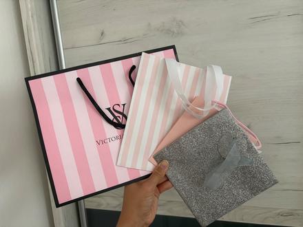 Darčekové tašky victorias secret,..,