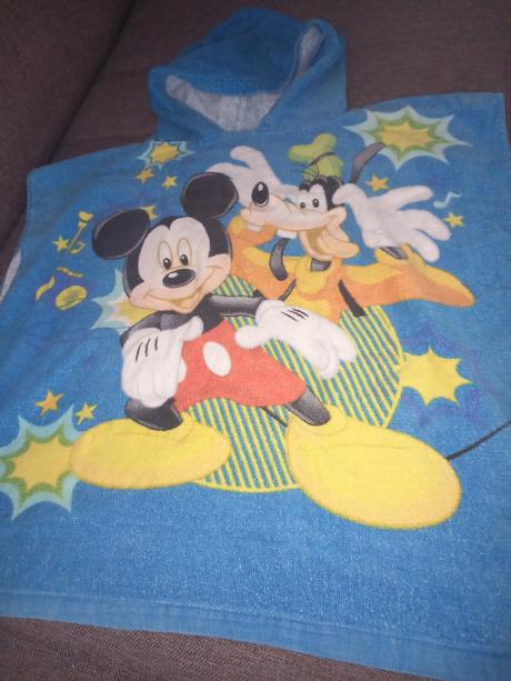 Pončo mickey, 