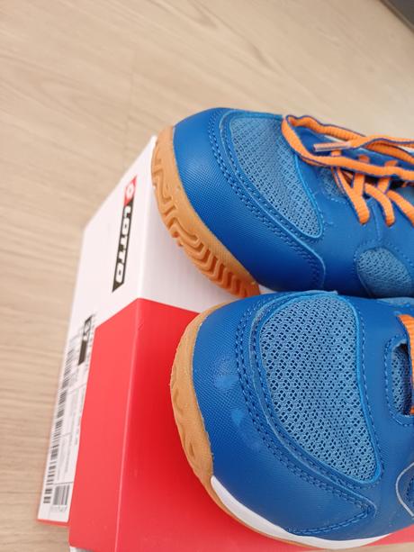 Halové tenisky, lotto,37