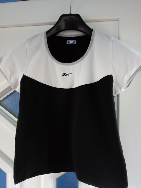 Tricko, reebok,l