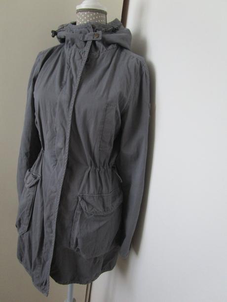 2068. párka, vetrovka, s