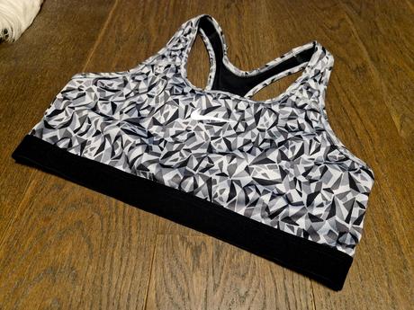 Sportova podprsenka zn.nike dri-fit original v.l, nike,l