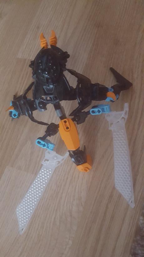 Hero factory ostnáč, 