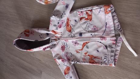 Softshellova bunda, čiapka  a nakrcnik, 68