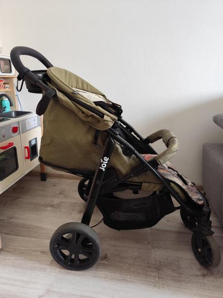 Športový kočiar, joie