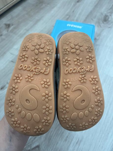 Pískacie kožené topánočky, freycoo,22