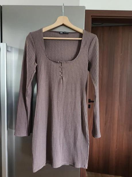 Zara krásne jednoduché bodycon šaty m, zara,m