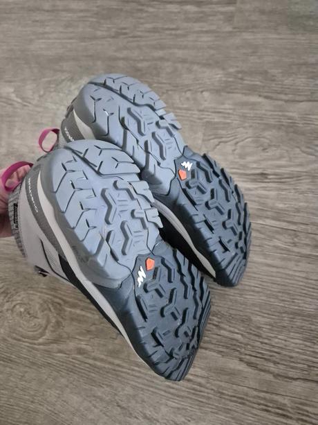 Turisticke topanky quecha, 36