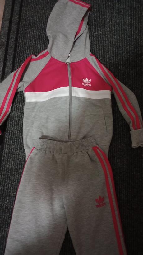 Tepláková súprava, 110