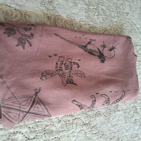 Body fialové mačky, lindex,86