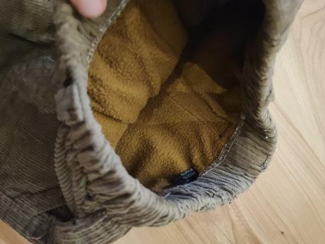 Podšité nohavice, 110