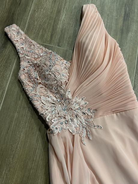 Spoločenské šaty veľ.s, s