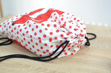 Batoh s kozmetickou taštičkou, 