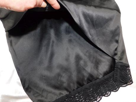 Satenove saty na slavnost, amisu,36