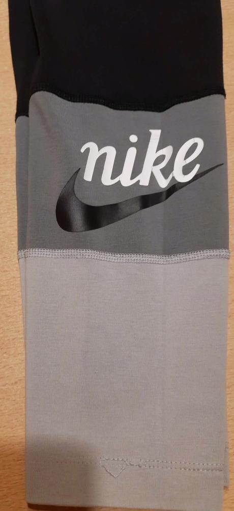 Predám športové legíny nike veľ.s, nike,s