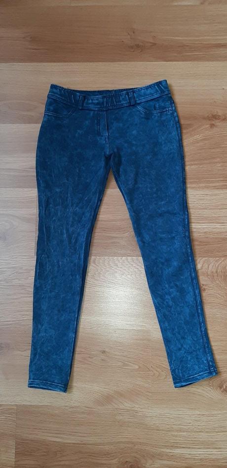 Legíny s imitáciou riflí, s