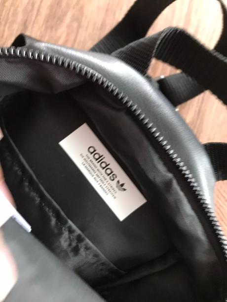 Ruksak adidas, adidas