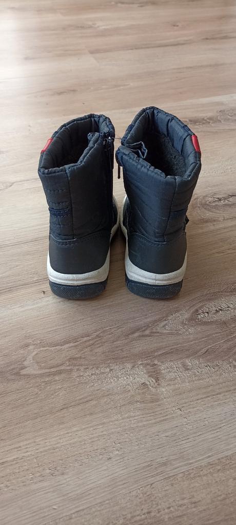 Snehule, deichmann,23