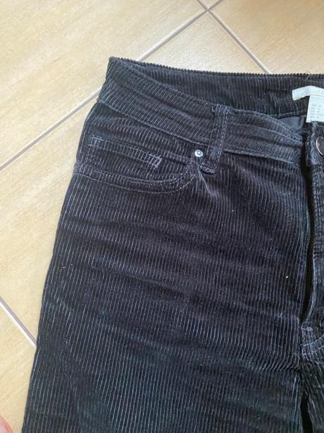 Menžestrove nohavice, h&m,s