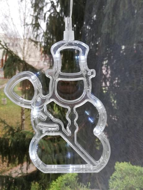 Retro svietiaci snehuliak, 