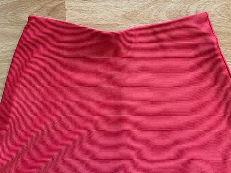 Sukňa - veľ. 34, reserved,34