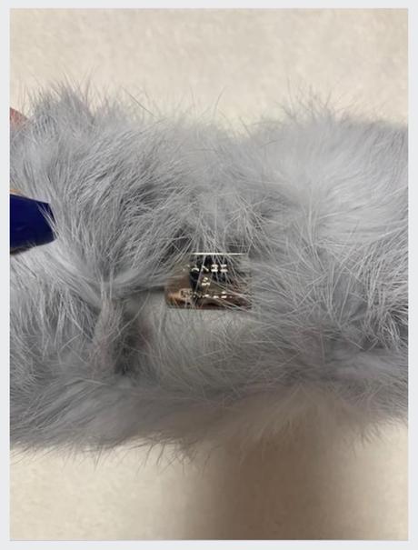 Kožušinová čelenka zn. cango&rinaldi originál,