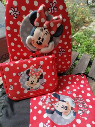 Školská taška minnie 3d,