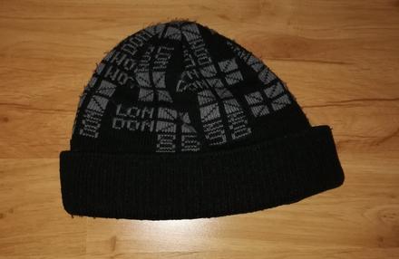 Chlapčenská čiapka, 62