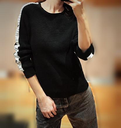 Čierno biely pulóver, xs