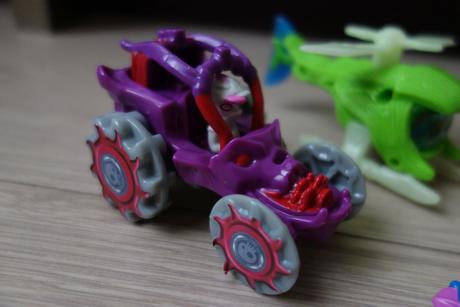 Sada 6-tich figurok - cena za vsetky,