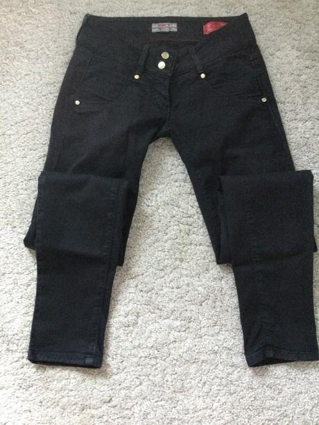 Čierne rifle met, met,xs