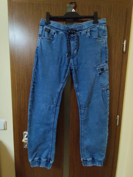 Cropp panske rifle velkost w32, rozmery na fotkach, l